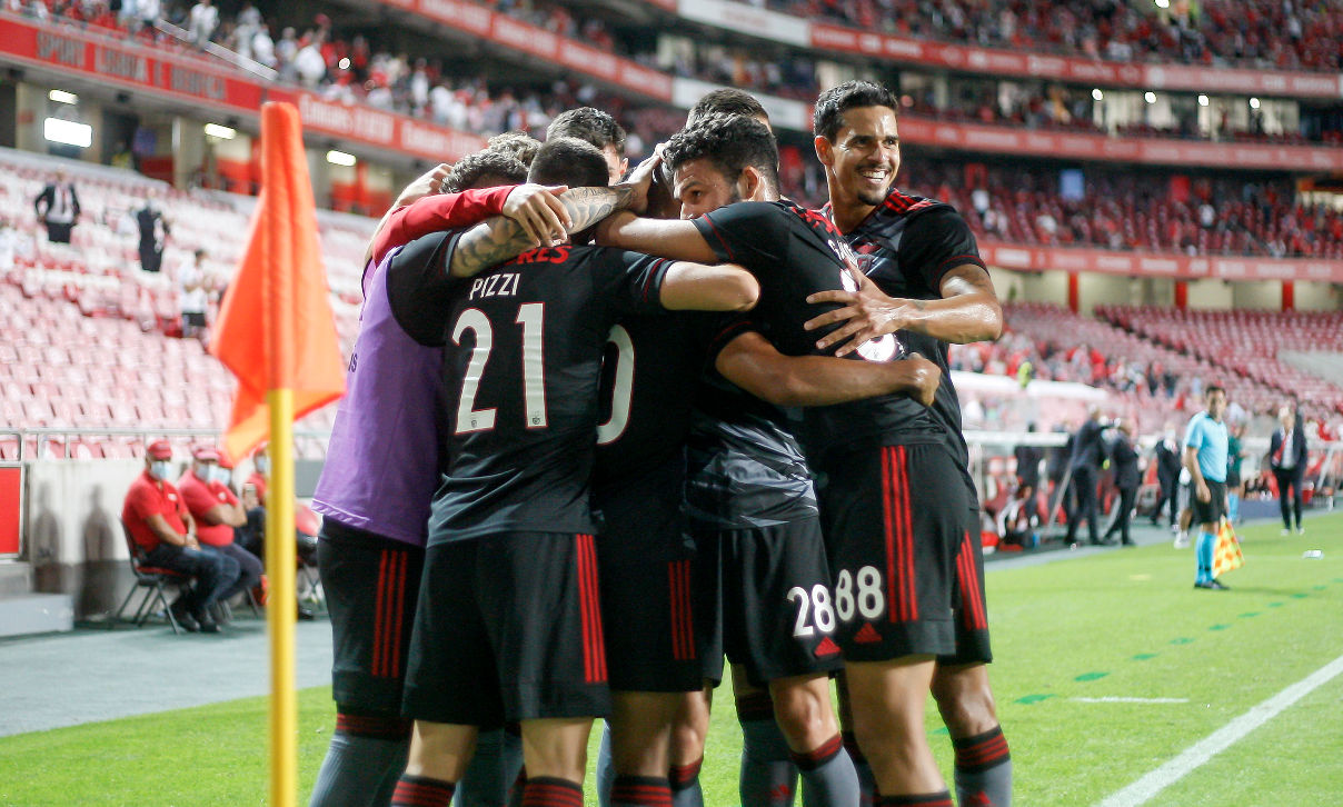 Festejos do golo do Benfica frente ao Spartak