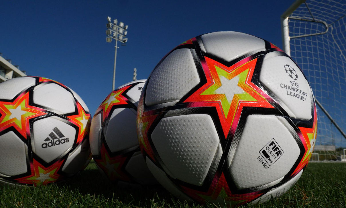 Bola Champions League 2021/22