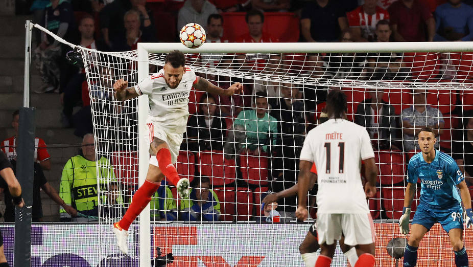 Otamendi
