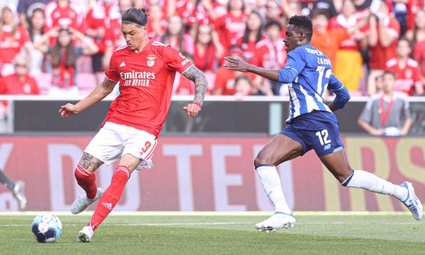 Um golo anulado a Darwin e um obtido por Zaidu foram os momentos determinantes do cl&#225;ssico