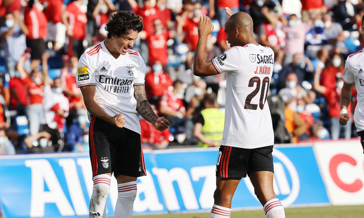 Darwin e João Mário