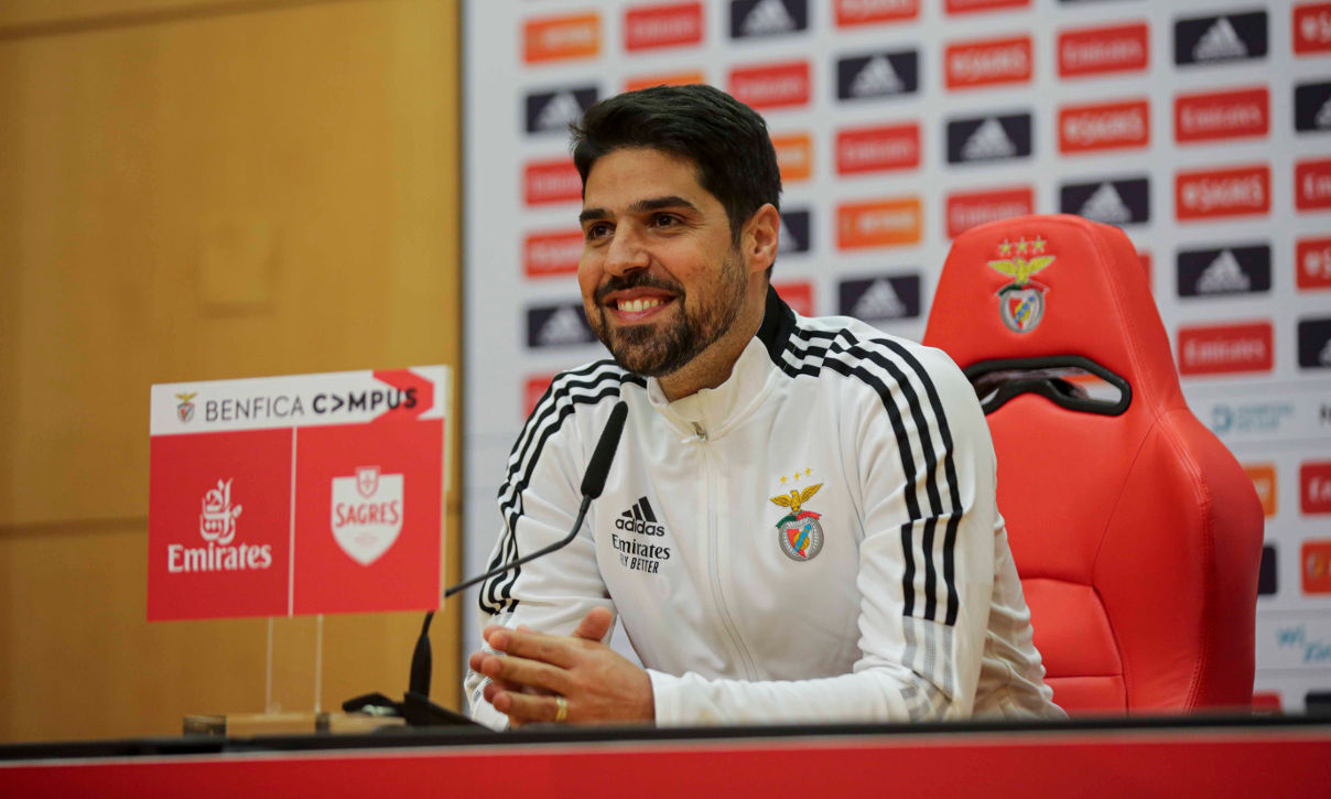 António Oliveira