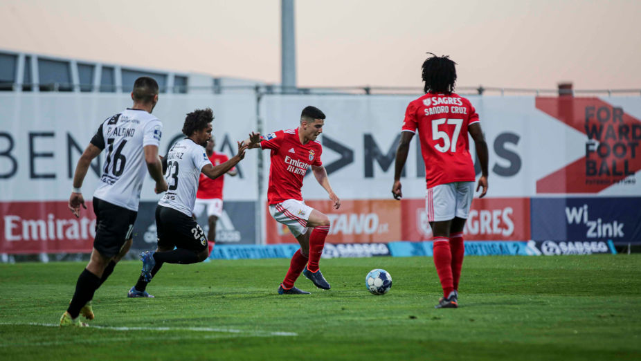 Benfica B-Farense