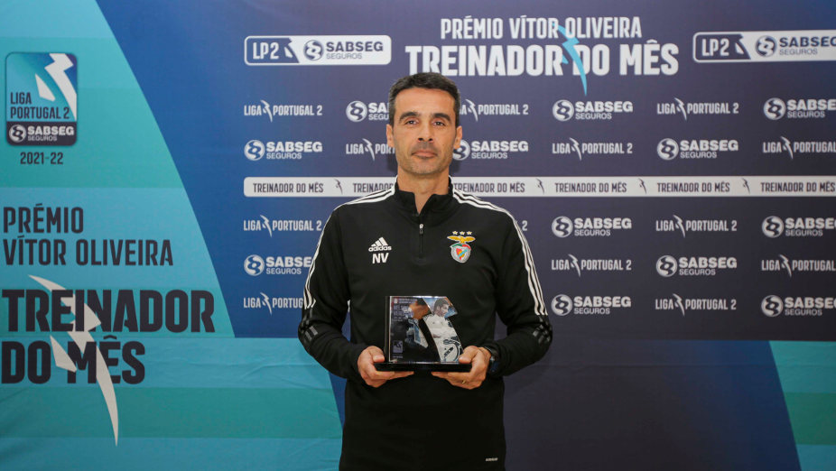 Nélson Veríssimo recebeu prémio de Treinador do Mês da Liga 2 nos meses de outubro e novembro