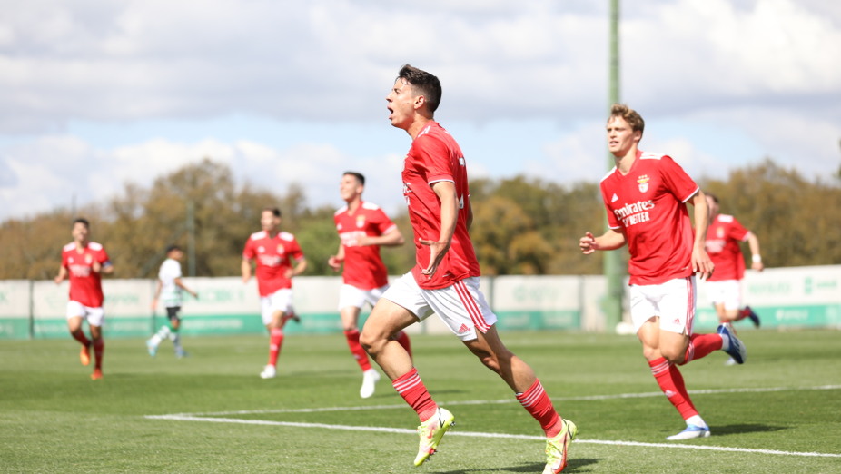 Benfica no dérbi dos quartos de final da Youth League