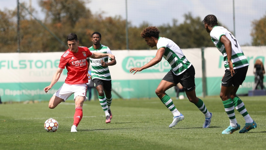 Benfica no dérbi dos quartos de final da Youth League