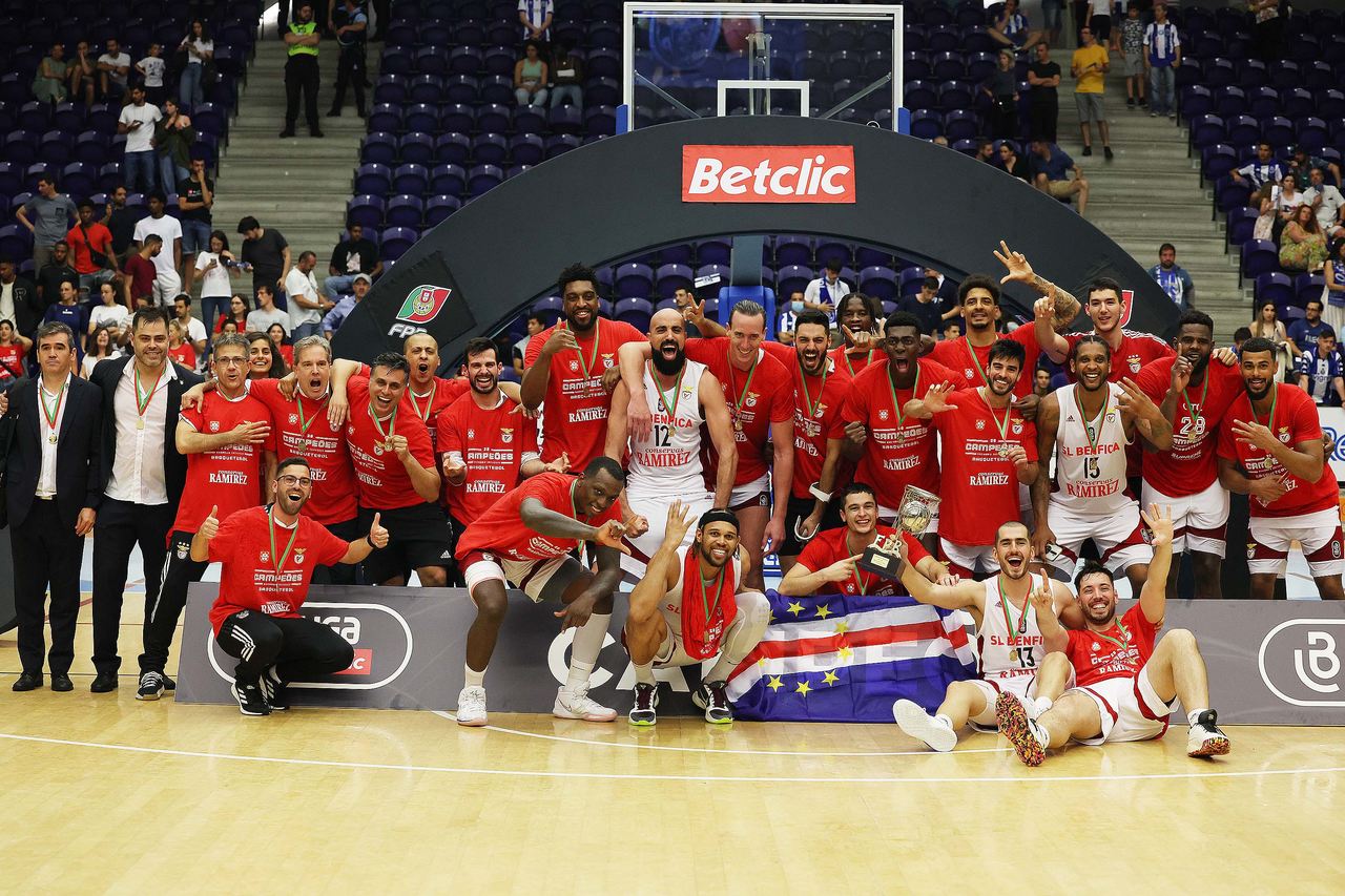 28.ª título: Benfica Campeão Nacional de basquetebol