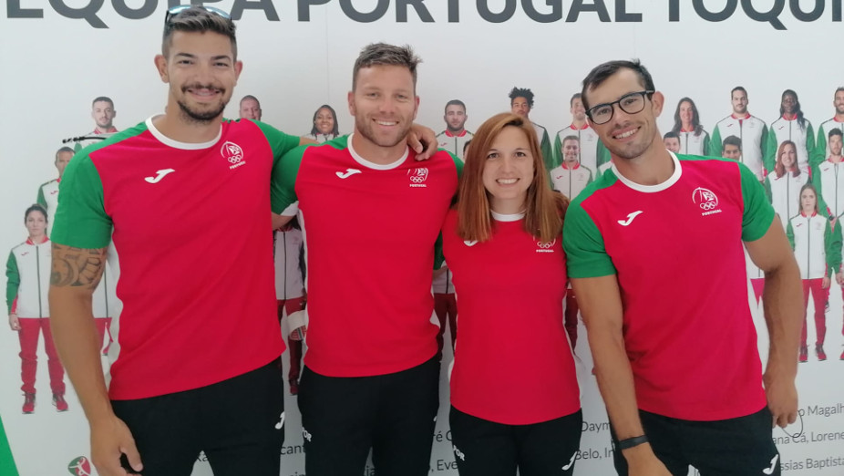 Partida dos atletas do Benfica