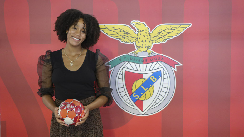 Renovação do contrato de Nádia Rodrigues