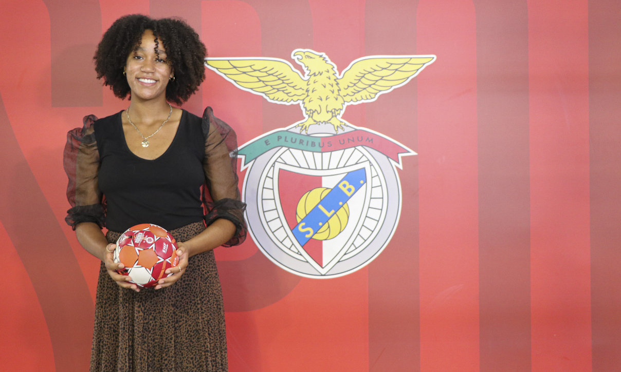 Renovação do contrato de Nádia Rodrigues