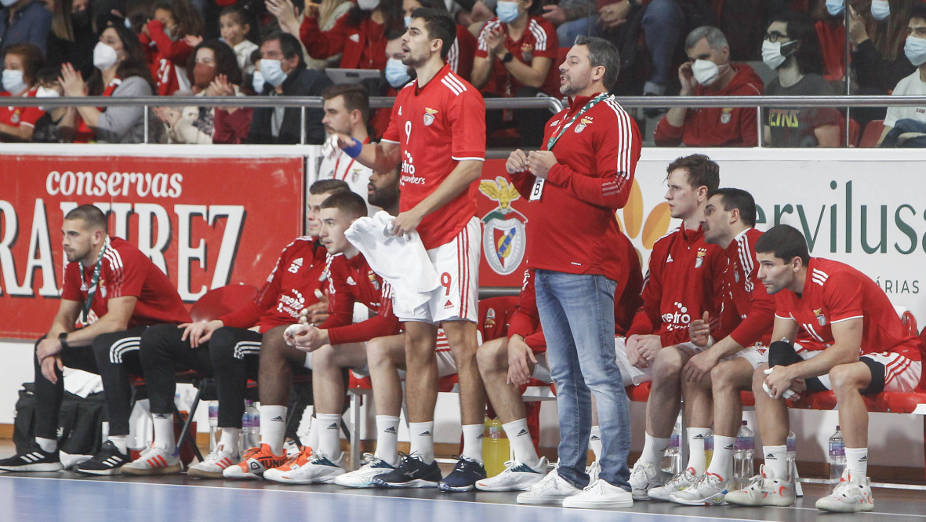 Clássico de andebol