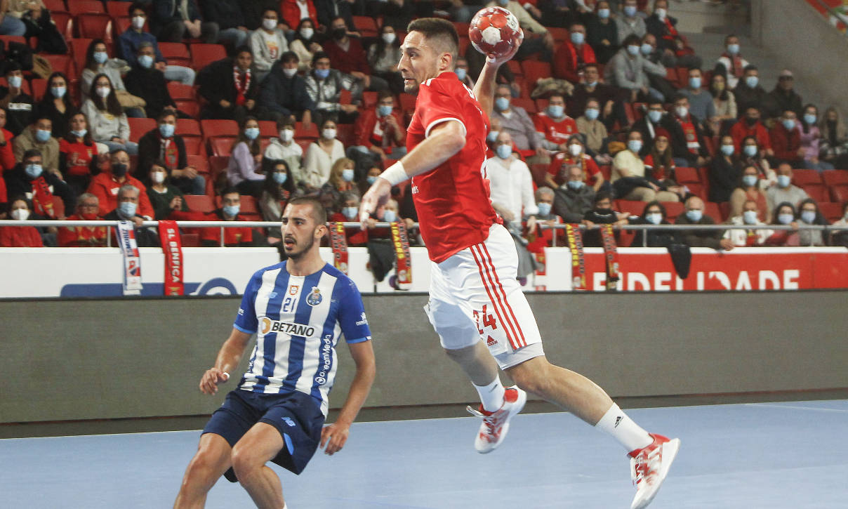 Clássico de andebol