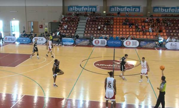 Benfica-Ovarense na Albufeira Cup
