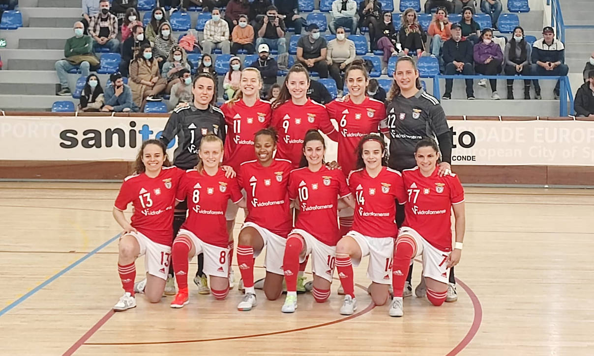 Equipa feminina de futsal do Benfica