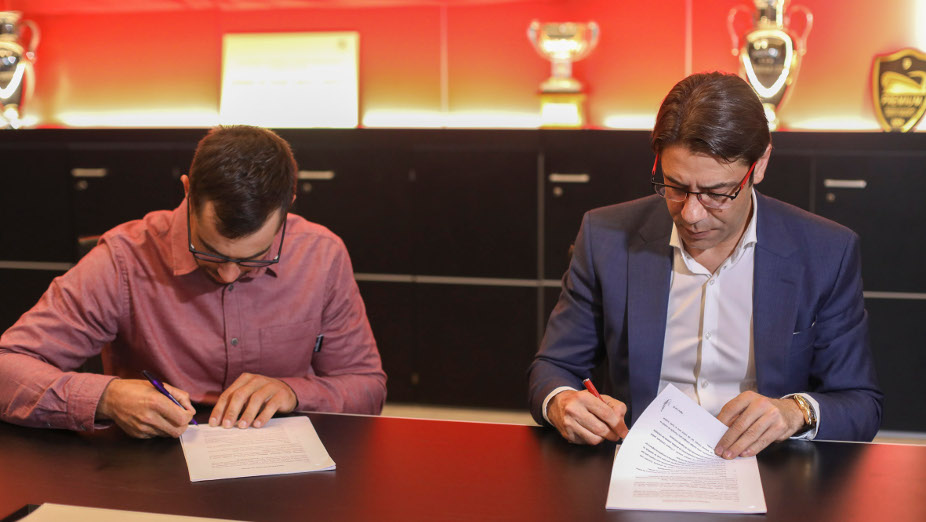 Benfica: Fernando Pimenta com o Presidente Rui Costa na renovação do contrato até 2024