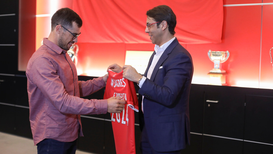 Benfica: Fernando Pimenta com o Presidente Rui Costa na renovação do contrato até 2024
