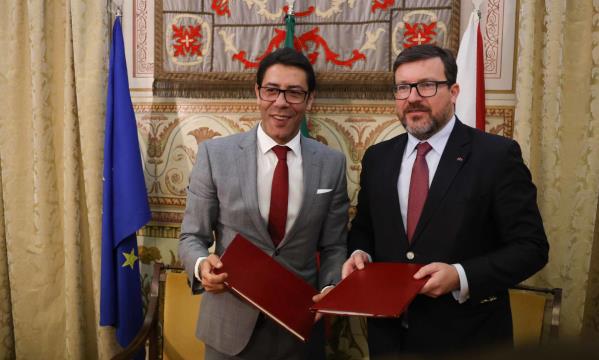 O Presidente Rui Costa com o presidente da C&#226;mara Municipal de Santar&#233;m Ricardo Gon&#231;alves 