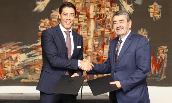 Presidente Rui Costa com Lu&#237;s Ferreira, reitor da Universidade de Lisboa