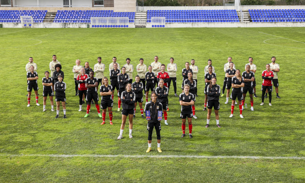 Football f&#233;minin