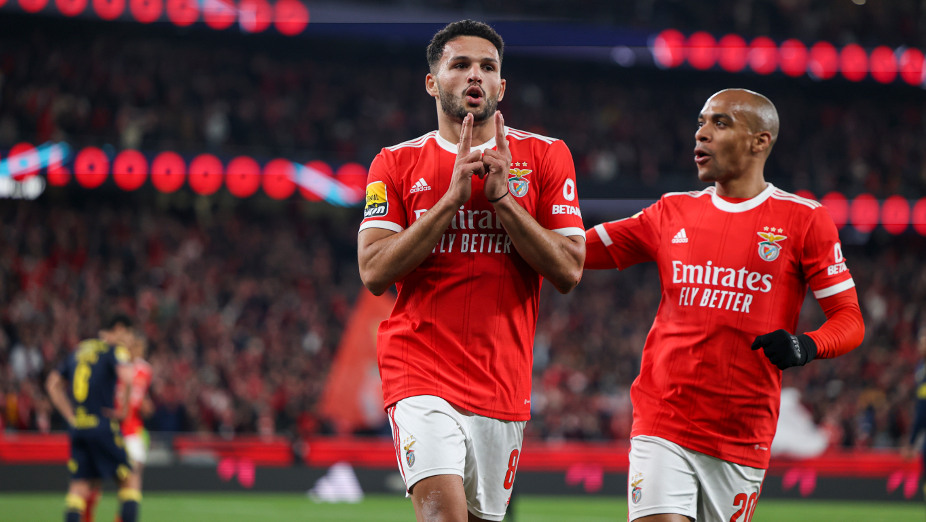 Gonçalo Ramos e João Mário