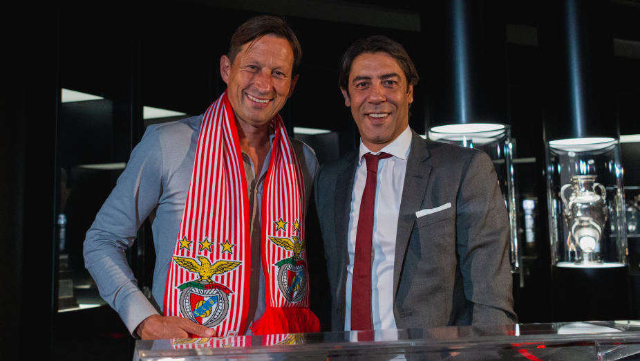 Benfica: Treinador Roger Schmidt com o Presidente Rui Costa