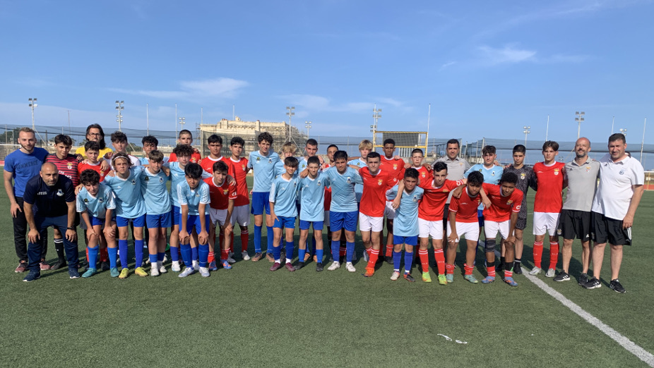 Sub-14 e Sub-15 da EF Aveiro venceram torneio em Malta