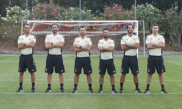 Equipa t&#233;cnica dos Juniores do Benfica