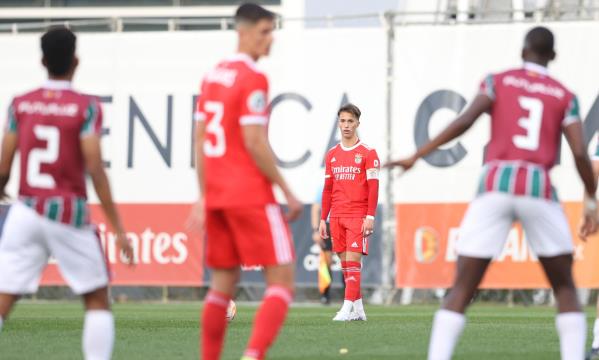 Hugo F&#233;lix bisou pelo Benfica