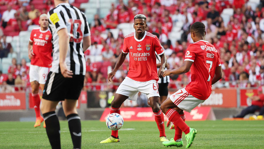 Benfica-Newcastle