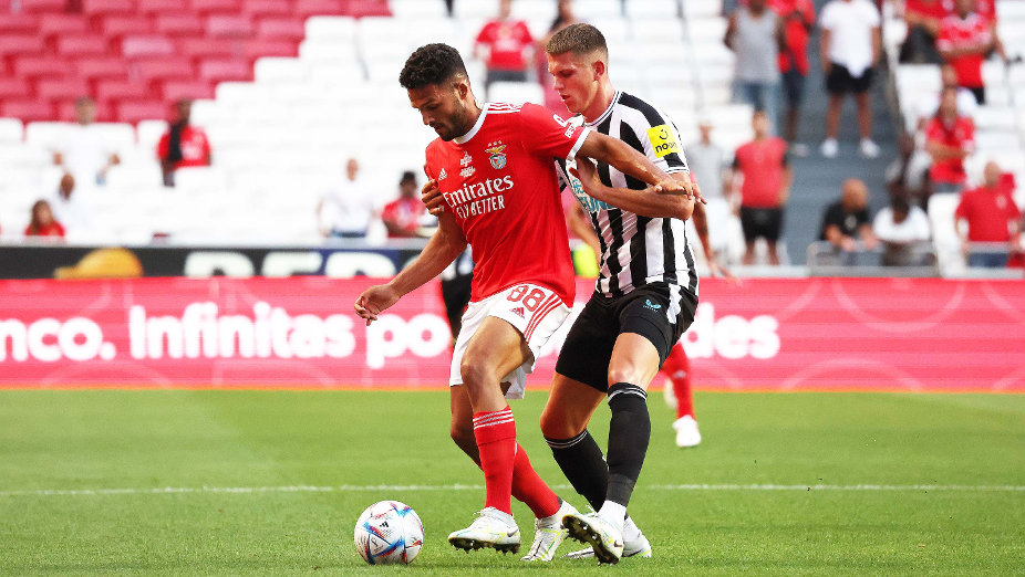 Benfica-Newcastle