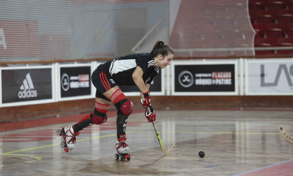 H&#243;quei em patins feminino