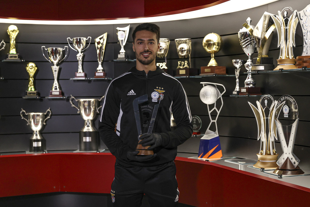 Entrega de Troféus no Museu Benfica – Cosme Damião