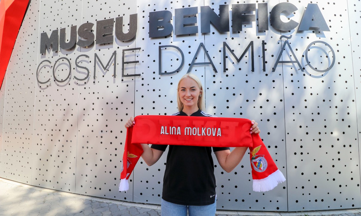  Alina Molkova