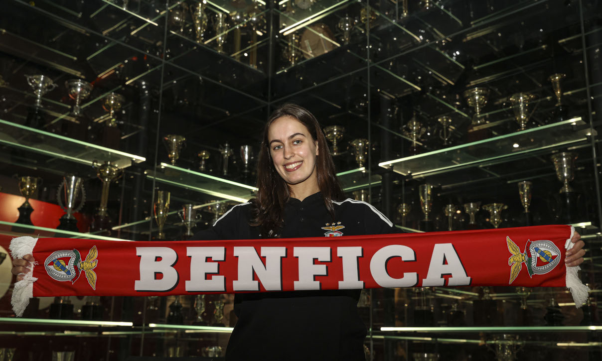 Luciana Rebelo contratação