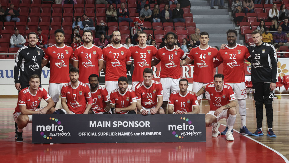 Andebol: Sporting vence Benfica na Luz e mantém pleno de vitórias - CNN  Portugal