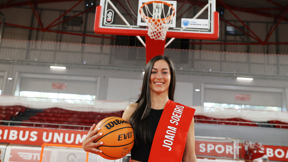 Joana Soeiro