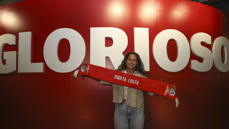Futsal Marta Costa renovação