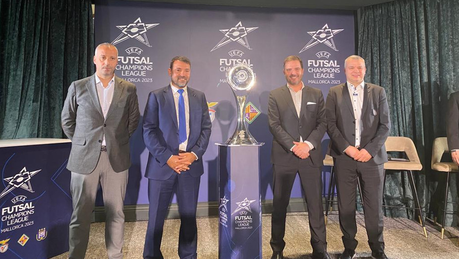 Dirigentes dos quatro clubes presentes nas meias-finais