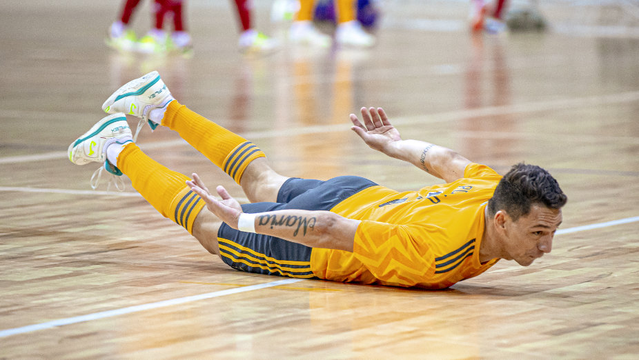 Kairat-Benfica