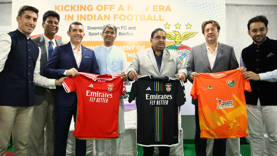 O Sport Lisboa e Benfica assinou uma parceria com o Sreenidi Deccan FC