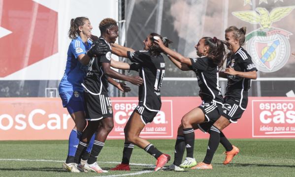 Festejos das jogadoras encarnadas