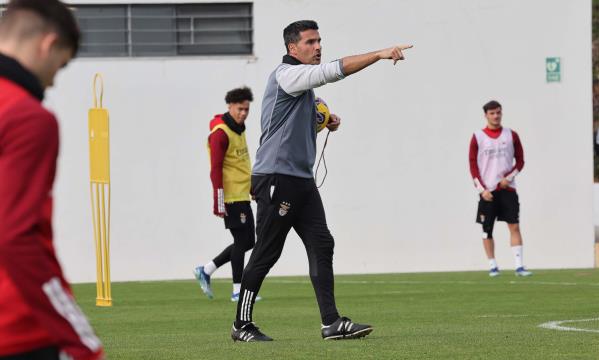 Nélson Veríssimo no treino