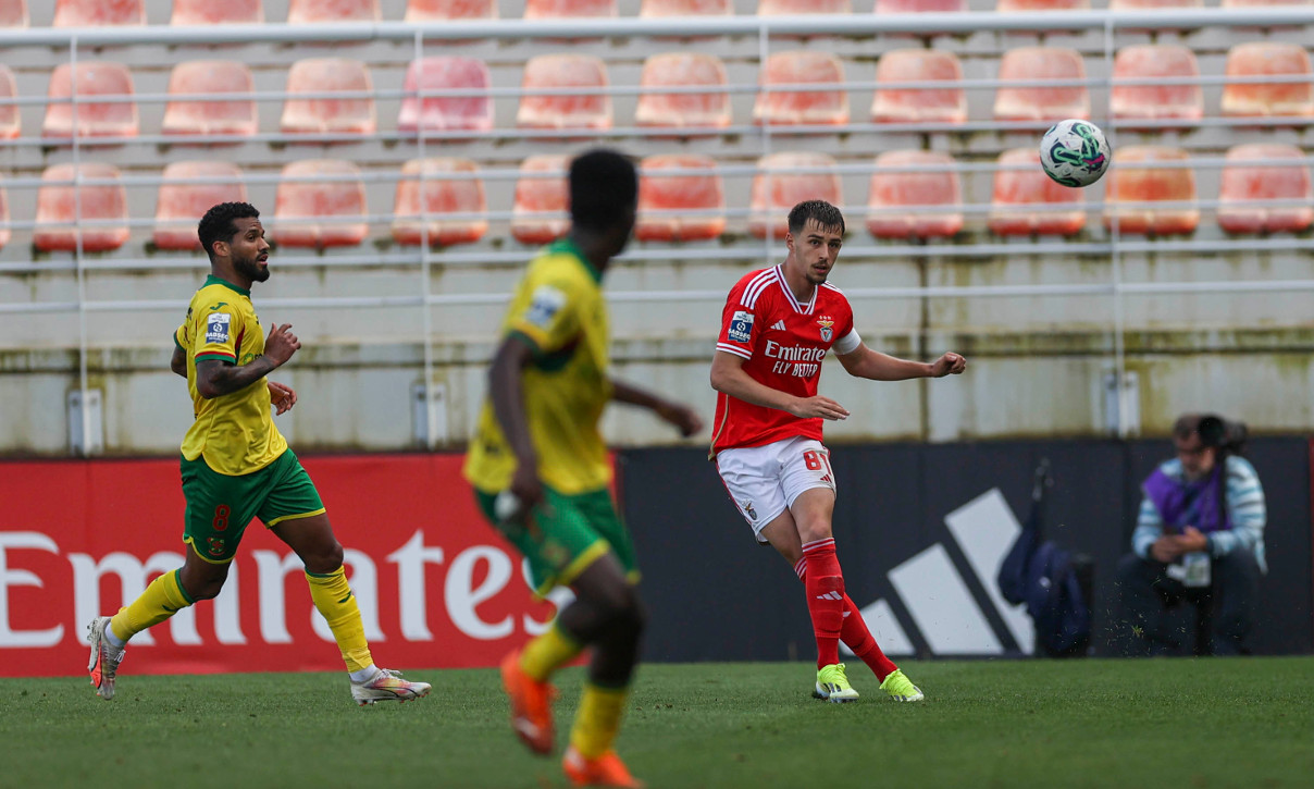 Benfica B-Paços