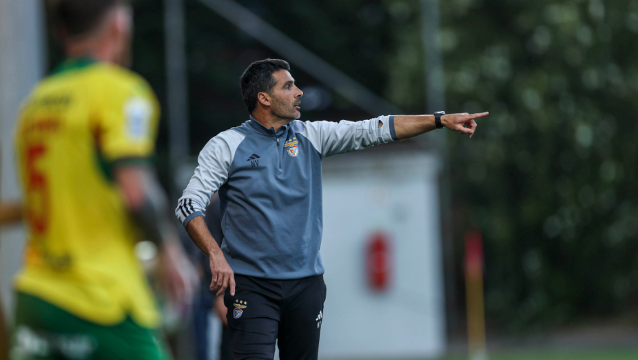 Benfica B-Paços