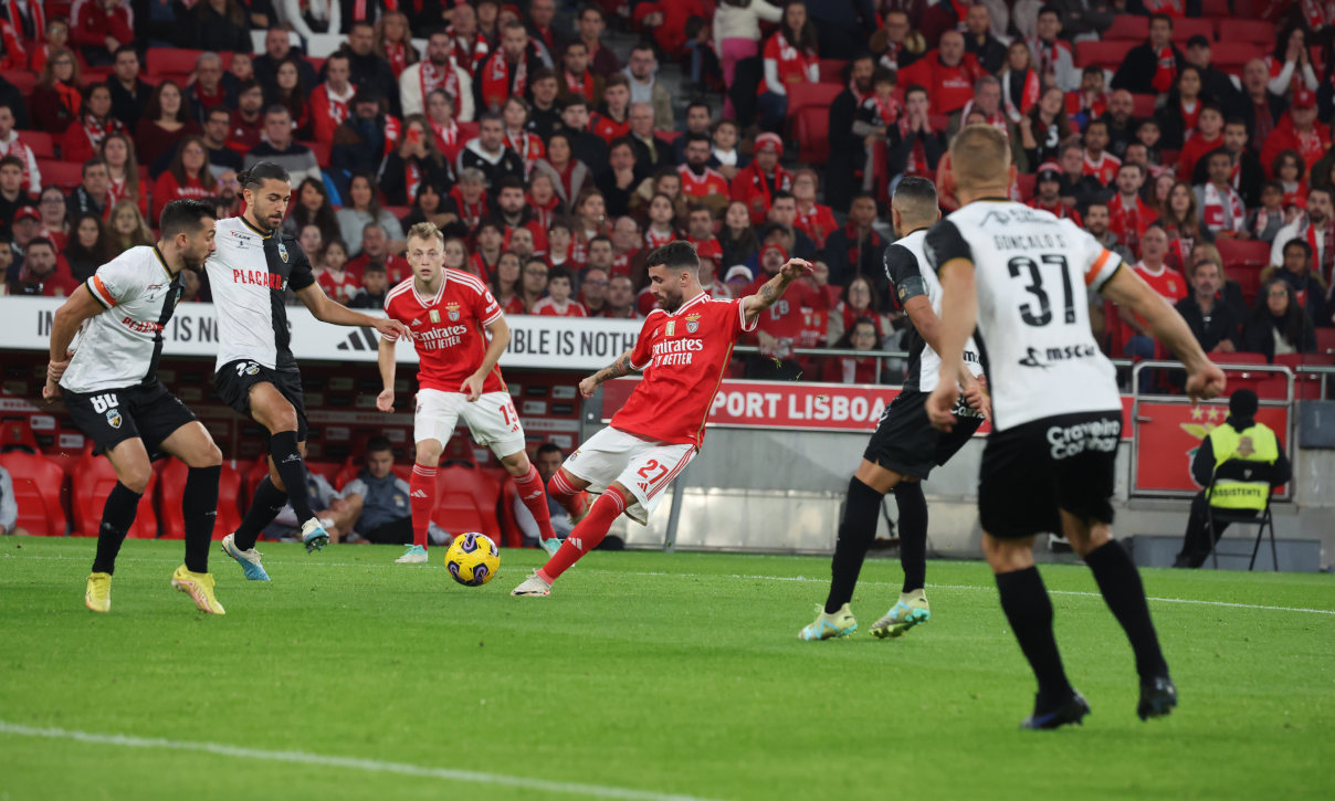 Benfica-Farense