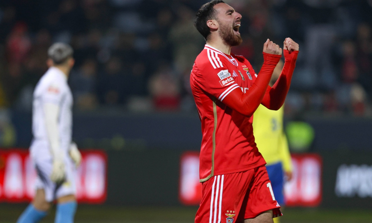 Kökcü marcou o segundo golo do Benfica