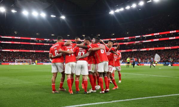 Festejos do Benfica na Catedral
