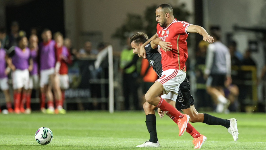Farense-Benfica