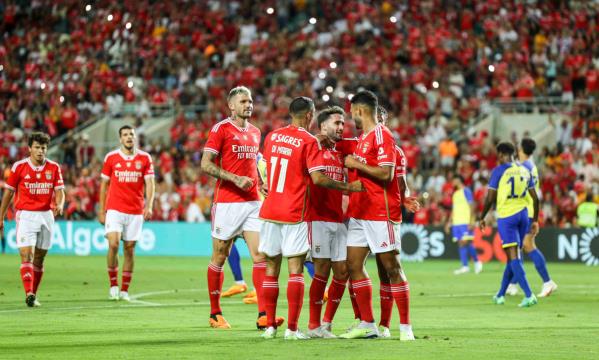 Os festejos dos jogadores do Benfica
