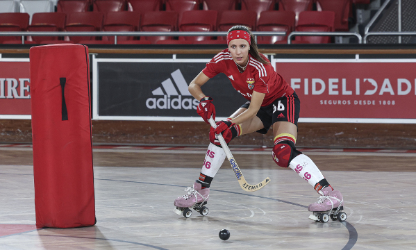 H&#243;quei em patins feminino